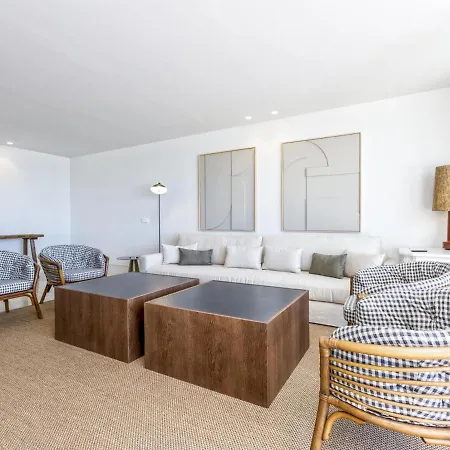 Beachfront Penthouse With Spectacular Sea Views Fuengirola